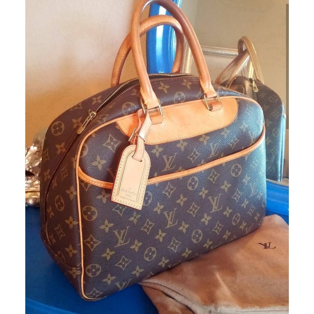 Louis Vuitton Deauville Bag